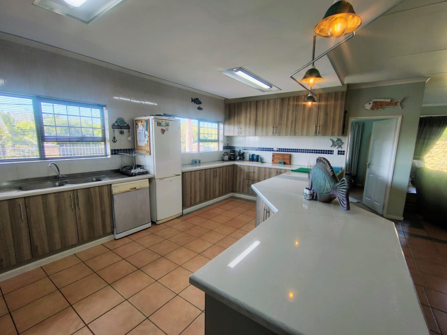 4 Bedroom Property for Sale in Gonubie Eastern Cape